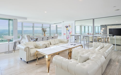 Spectacular OceanView Sub-Penthouse CentralSurfers 0 Serain Residences
