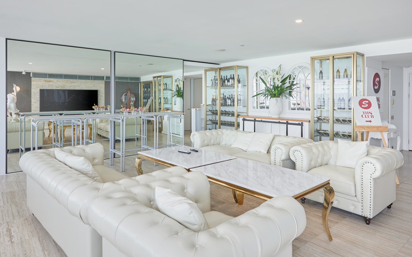 Spectacular OceanView Sub-Penthouse CentralSurfers 5 Serain Residences