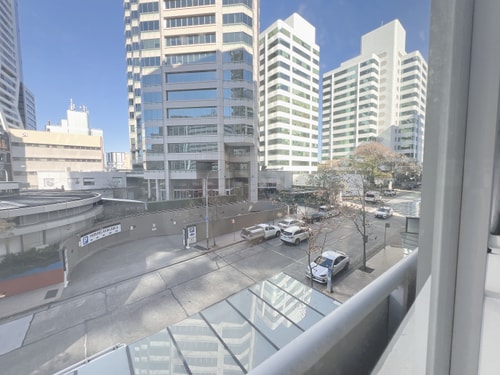 Convenient Comfy Studio Next to Chatswood Station 11 Serain Residences