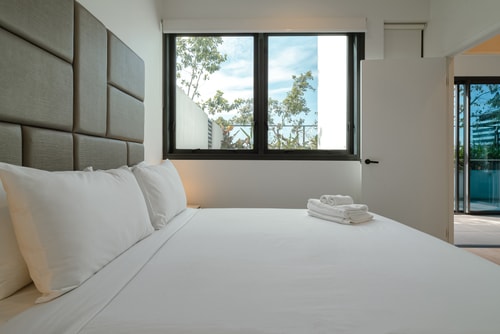 Cozy Two bedroom Apartment with Parking 5 Serain Residences