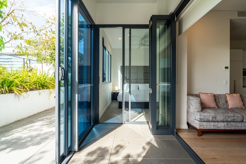 Cozy Two bedroom Apartment with Parking 6 Serain Residences