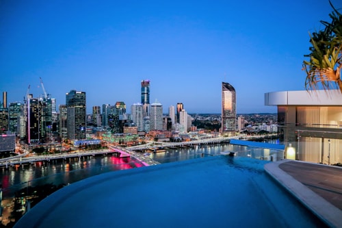 Modern Style River View 2Bedroom  Apt + Parking 21 Serain Residences
