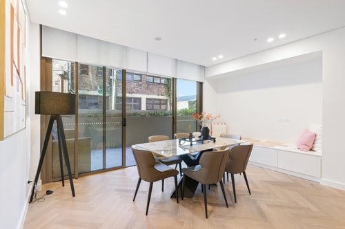 The Sandringham Townhouse in Sydney CBD Hyde Park 6 Serain Residences
