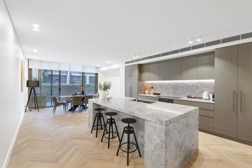 The Sandringham Townhouse in Sydney CBD Hyde Park 1 Serain Residences