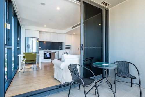 Convenient One-Bedroom Apartment in Central Area 5 Serain Residences
