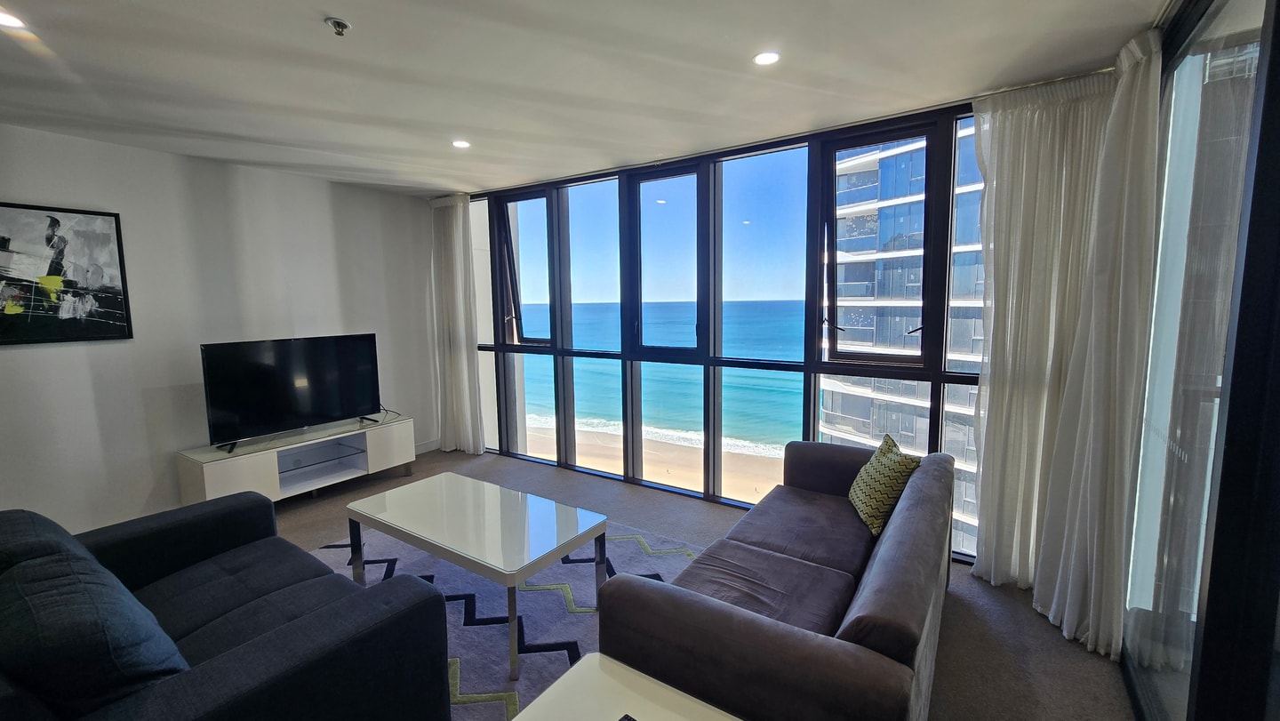 Level 23 1BR | Steps to Surfers Beach | 4 Guests 5 Serain Residences