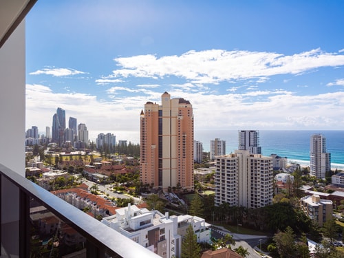Premium Ocean View 2 Bedrooms Apartment Broadbeach 5 Serain Residences