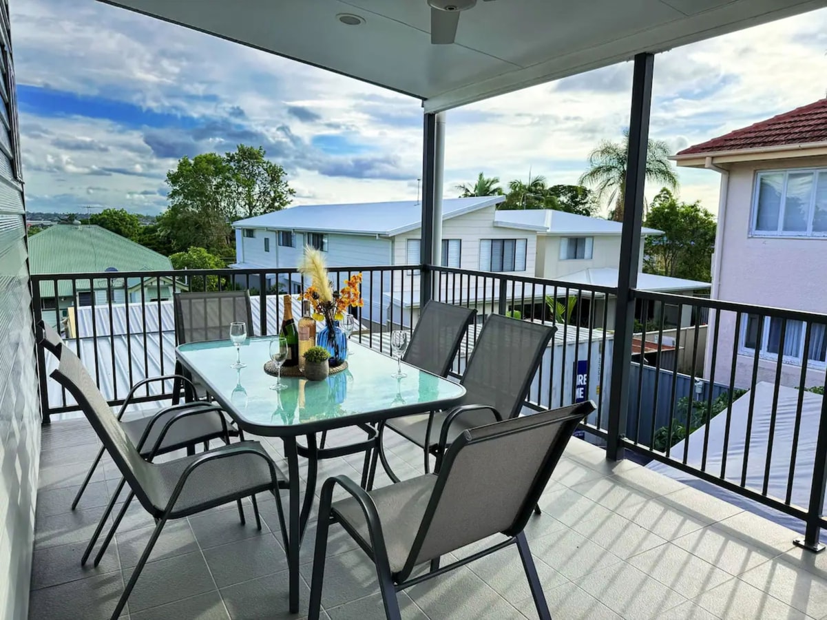 Convenient 2 Bedroom house unit in Salisbury Serain Residences
