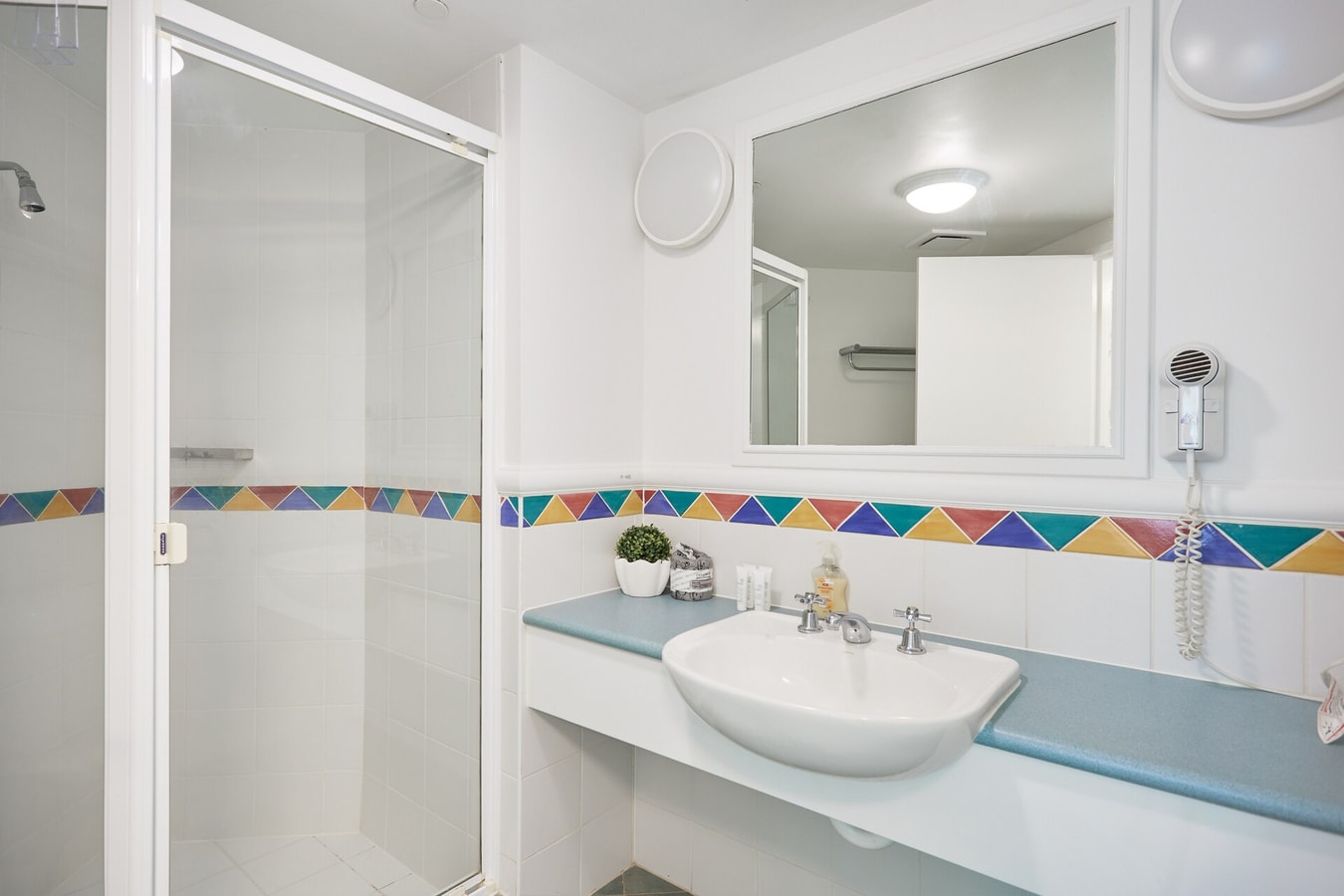 Crown Tower hotel room Apt with 2 King Single 5 Serain Residences