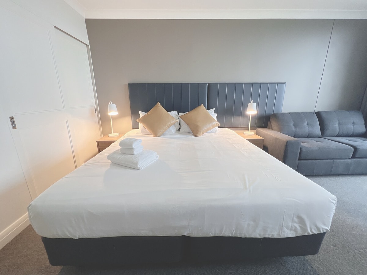Comfortable Studio 3-min Walk to Chatswood Station 15 Serain Residences