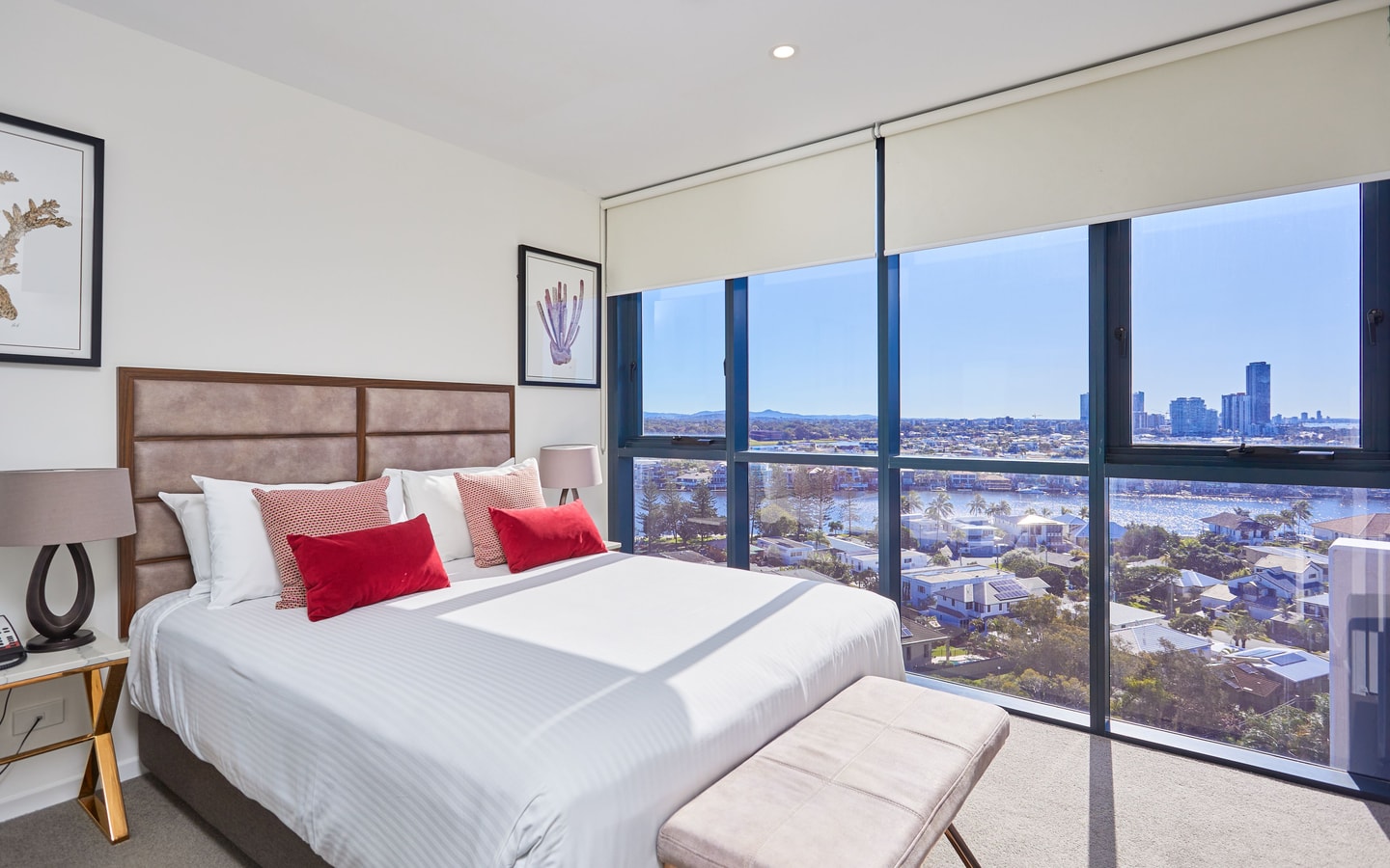 Cozy 2 bedroom apartment in Surfers Paradise 1 Serain Residences
