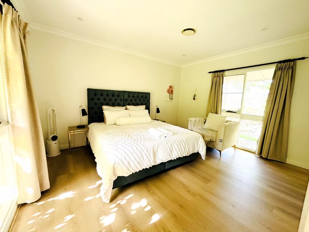 Spacious 3BR Getaway in Leura | Prime Location 22 Serain Residences