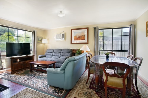 Three Bedroom Sweet Retreat in Coburg 0 Serain Residences