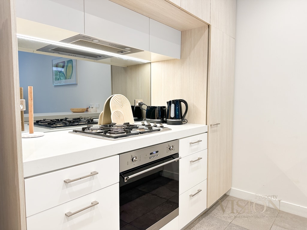 Modern 2-Bedroom Apartment next North Ryde Metro 29 Serain Residences