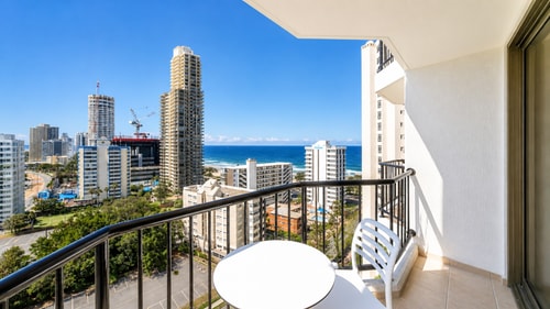 SeaView Hotel Room | Level 12 Walk to Beach&Tram 1 Serain Residences