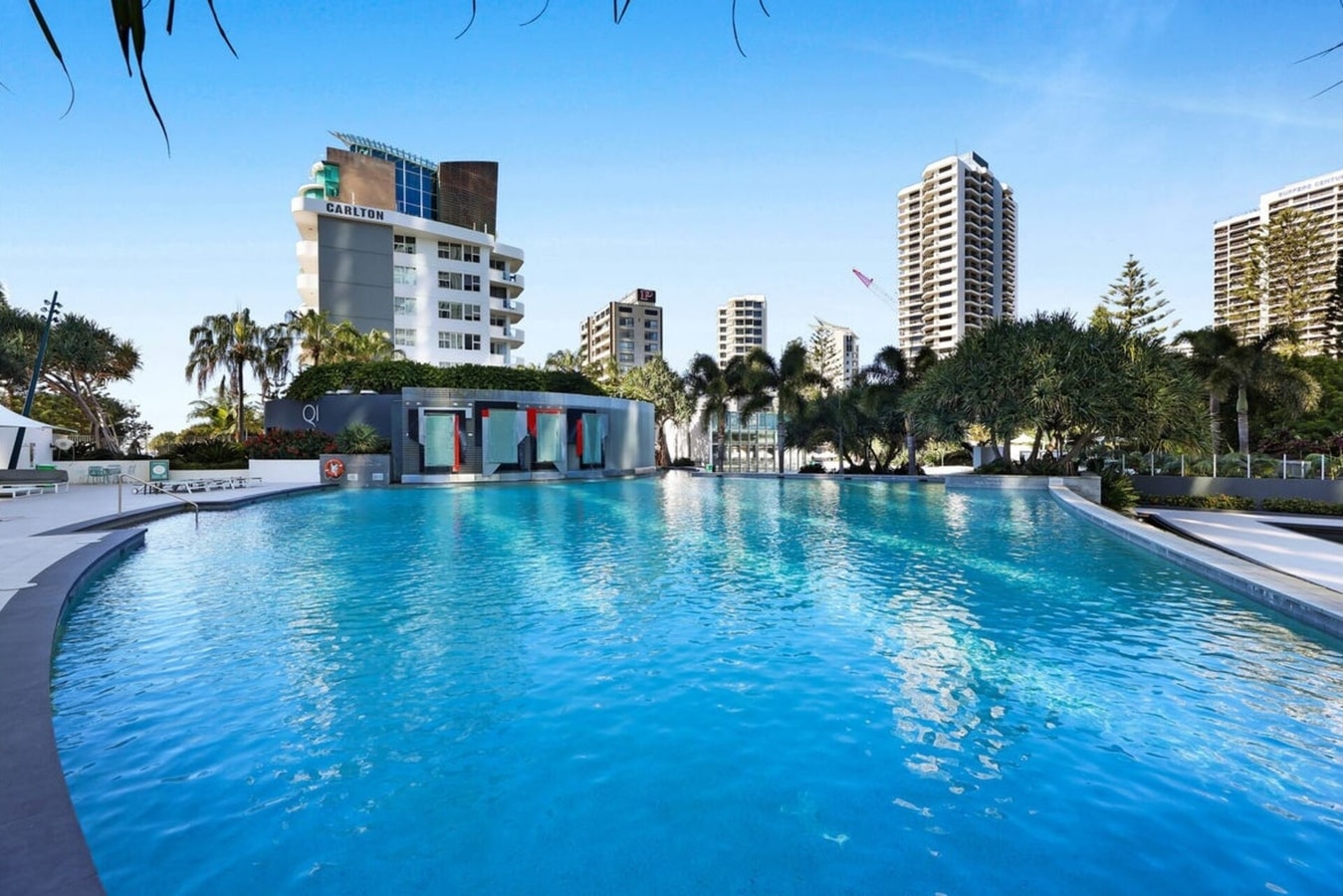 High-Rise Ocean View 3BDR Apartment with Parking 11 Serain Residences