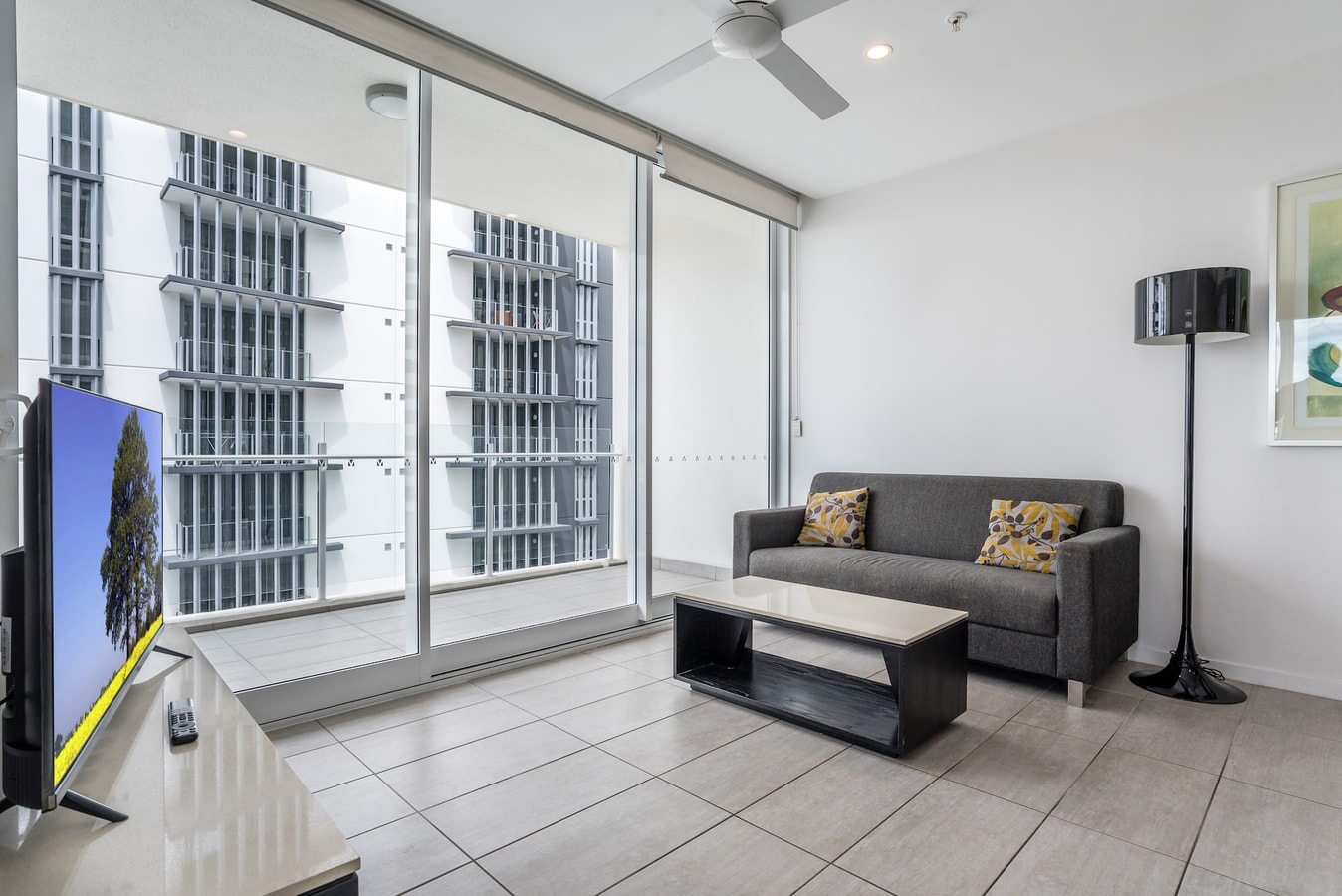 2 Bedroom Apartment with Parking, Pool, Gym 6 Serain Residences