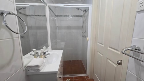 Comfortable Studio Granny Flat Mermaid Water 7 Serain Residences