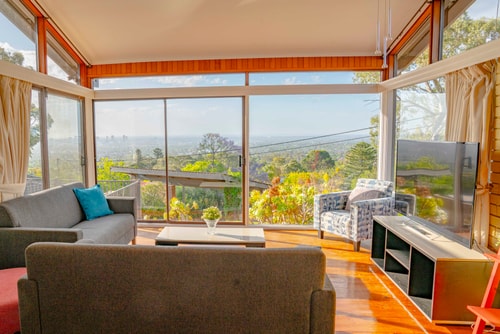 Tranquil Escape: The Gerald House Near the City 36 Serain Residences