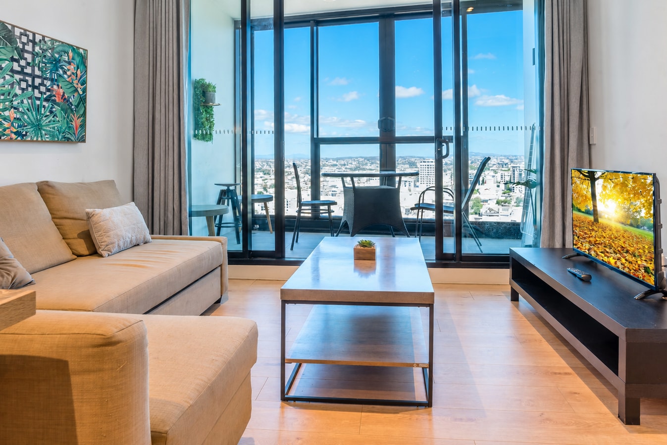 FV Cozy 2 bedroom Apartment with Parking 2 Serain Residences
