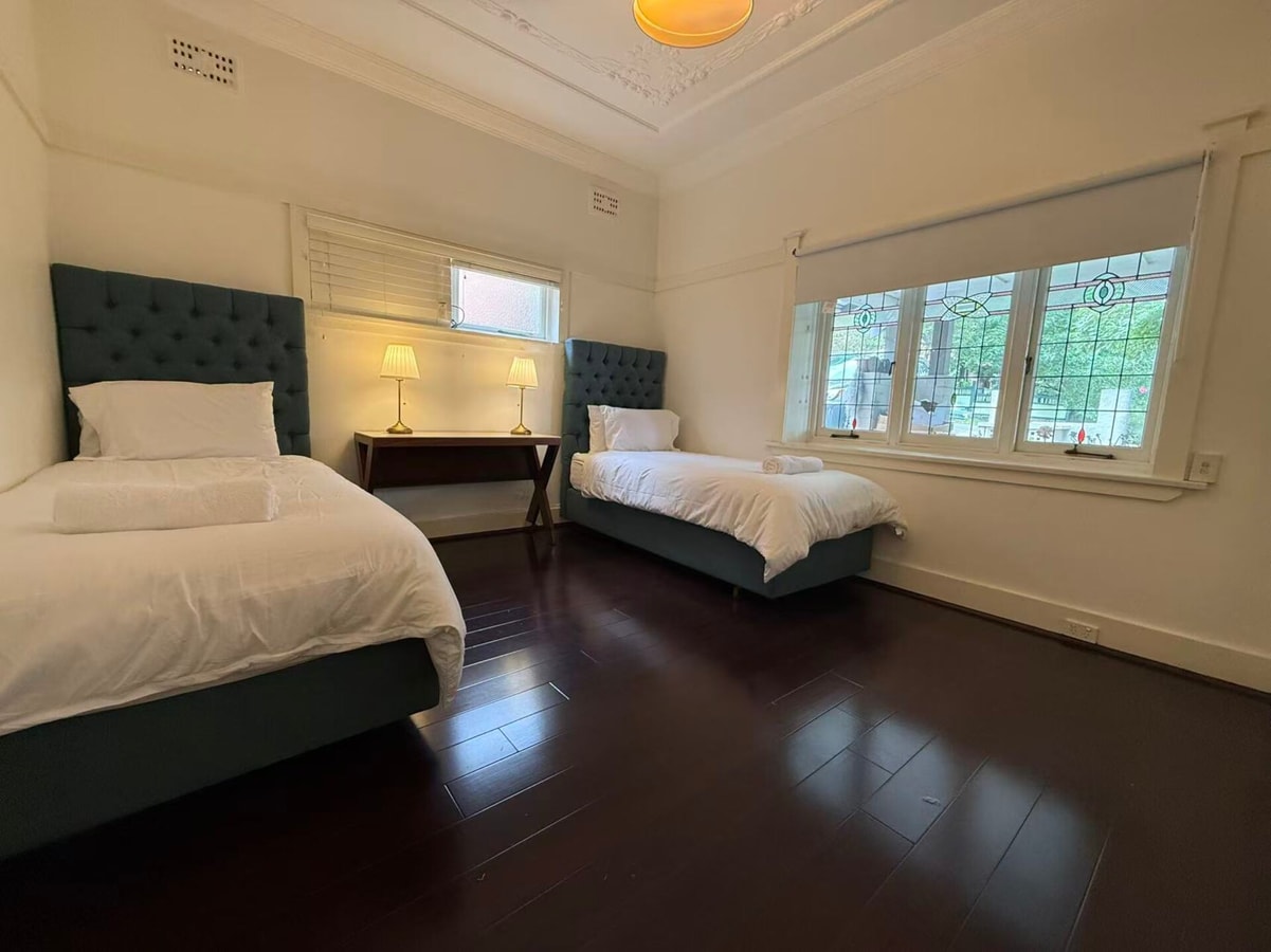 Comfortable 3BR House Unit in Chatswood w/Parking 12 Serain Residences