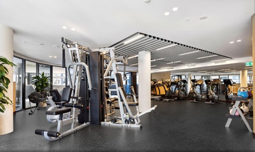 Modern & Cozy 1-Bedroom Apartment in Phillip 6 Serain Residences