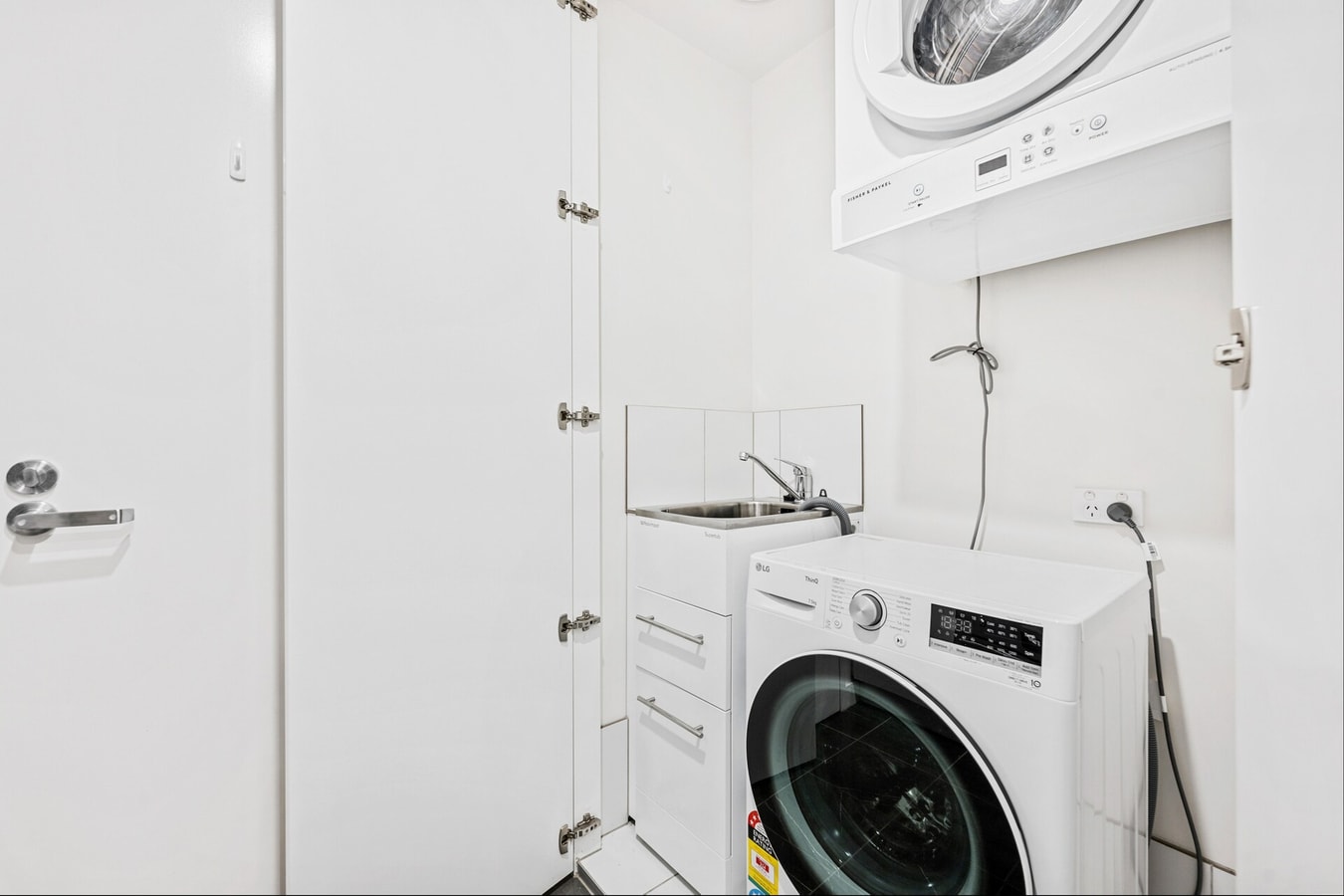 Central North Braddon – Steps from Cafes & Shops 17 Serain Residences