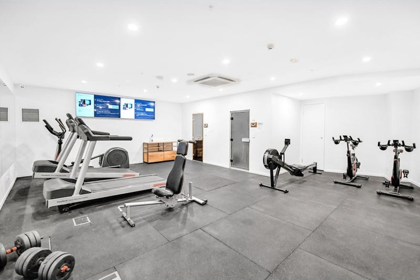 Modern 2BR Walking Distance to Beach with Parking 10 Serain Residences