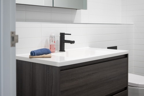 Modern Chic 1-Bedroom Apartment with Parking 14 Serain Residences