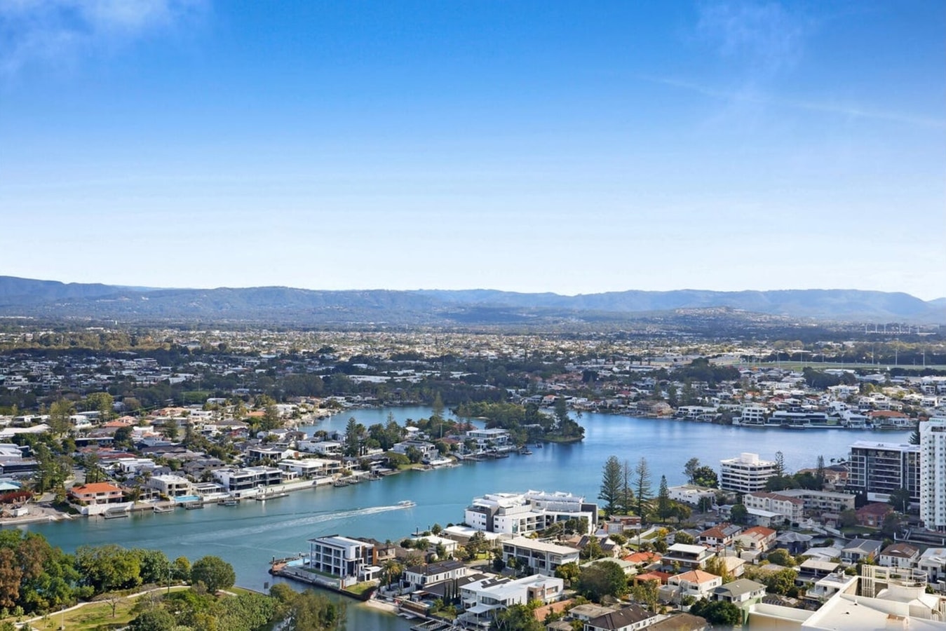 High-Rise Ocean View 3BDR Apartment with Parking 13 Serain Residences