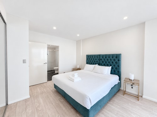 Spacious City View 3BR Loft Apartment | Parking*2 8 Serain Residences