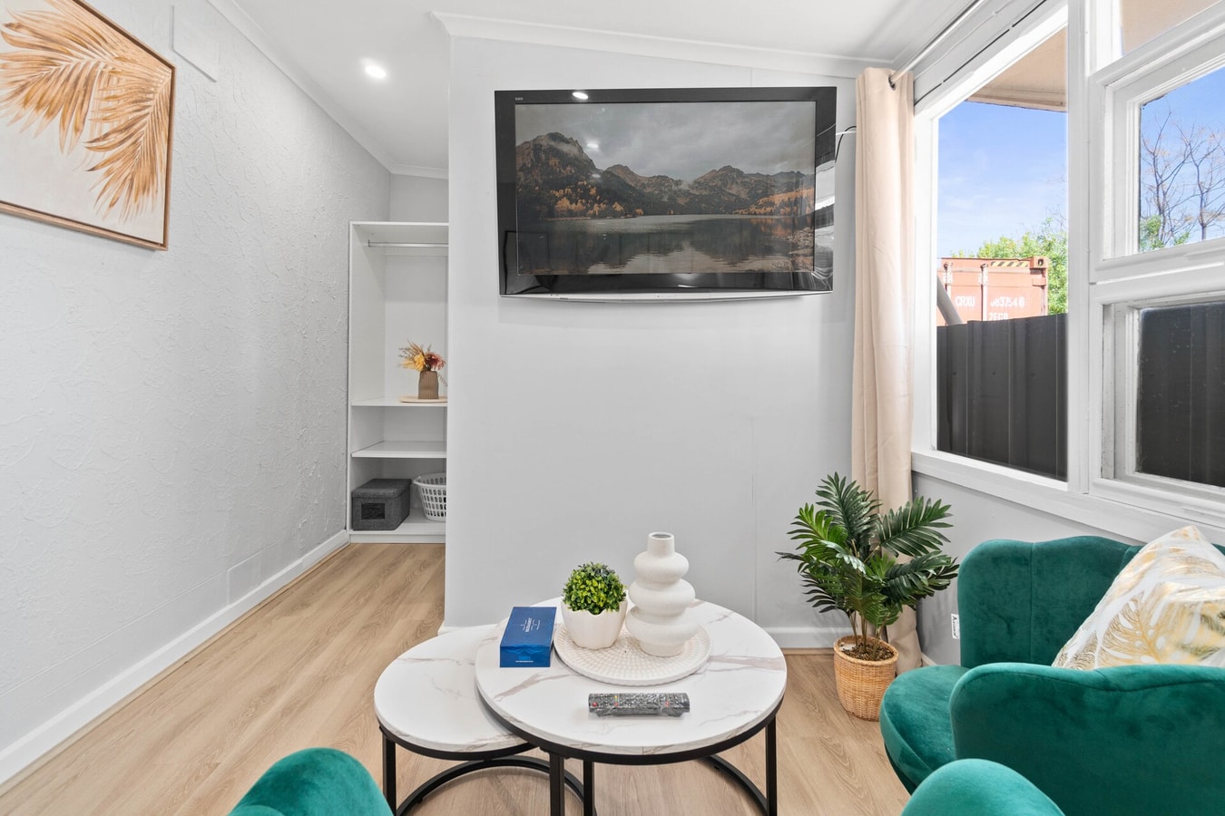 Stylish 2BR Retreat | Walk to Shops & 12min to CBD 5 Serain Residences