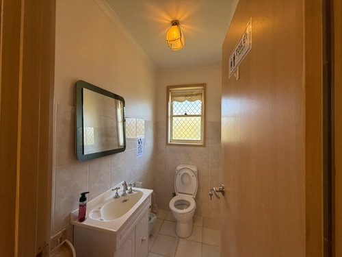 Cozy Queen Room | 5-Min Walk to ANU | Near City 6 Serain Residences