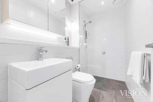 Modern 2-Bedroom Apartment next North Ryde Metro 10 Serain Residences