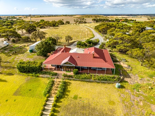 Condor Estate Spacious with Vineyard & Fireplace 0 Serain Residences