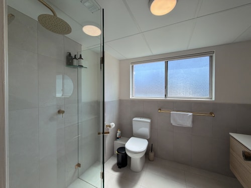 Quiet & Cozy 2BR Home in Chatswood with Parking 11 Serain Residences