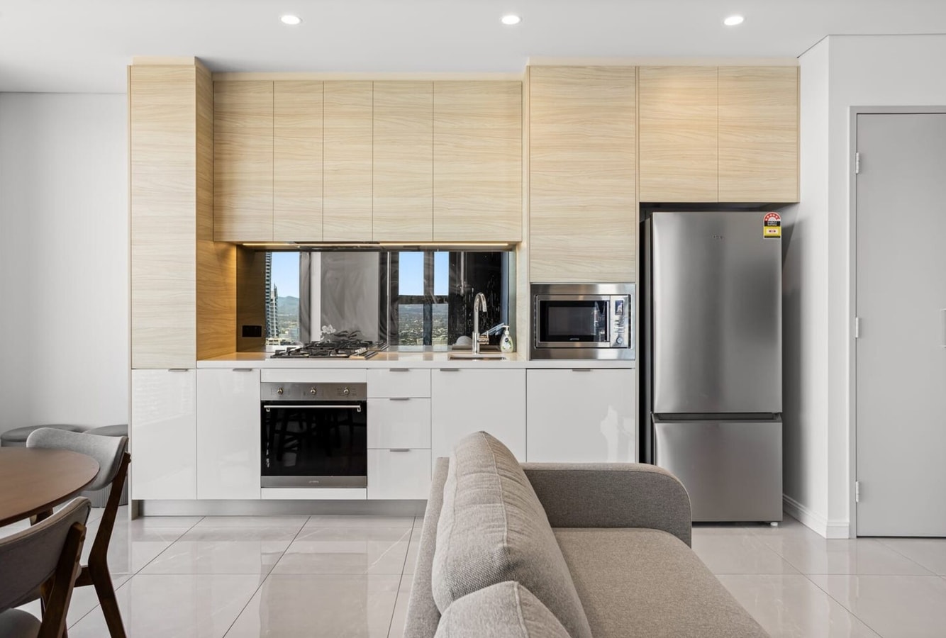 Level 42 Beachside 1BR Apartment with Ocean Views 12 Serain Residences