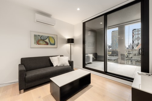 One-bedroom Modern Apartment in South Melbourne 3 Serain Residences