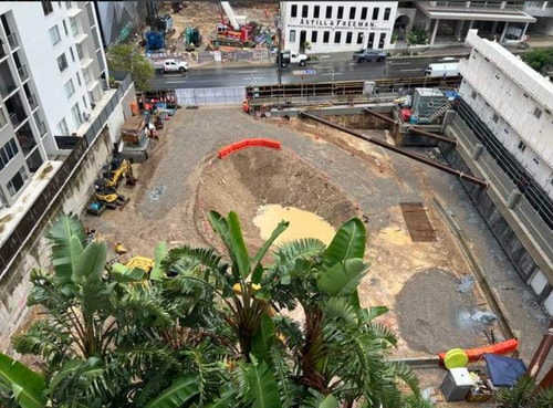 High Level 2-bedroom with Parking South Brisbane 27 Serain Residences