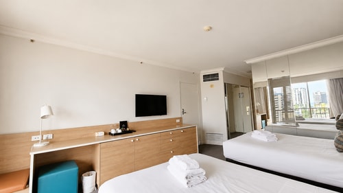 Central Located 2 Double-bed Hotel Room in Surfers 2 Serain Residences