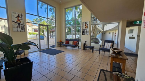 Comfy 1BR + Free Parking |  Stroll to Parklands 9 Serain Residences