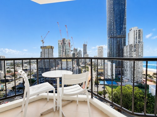 Sea View Hotel Room | Walk to Beach & Tram | Max 4 5 Serain Residences