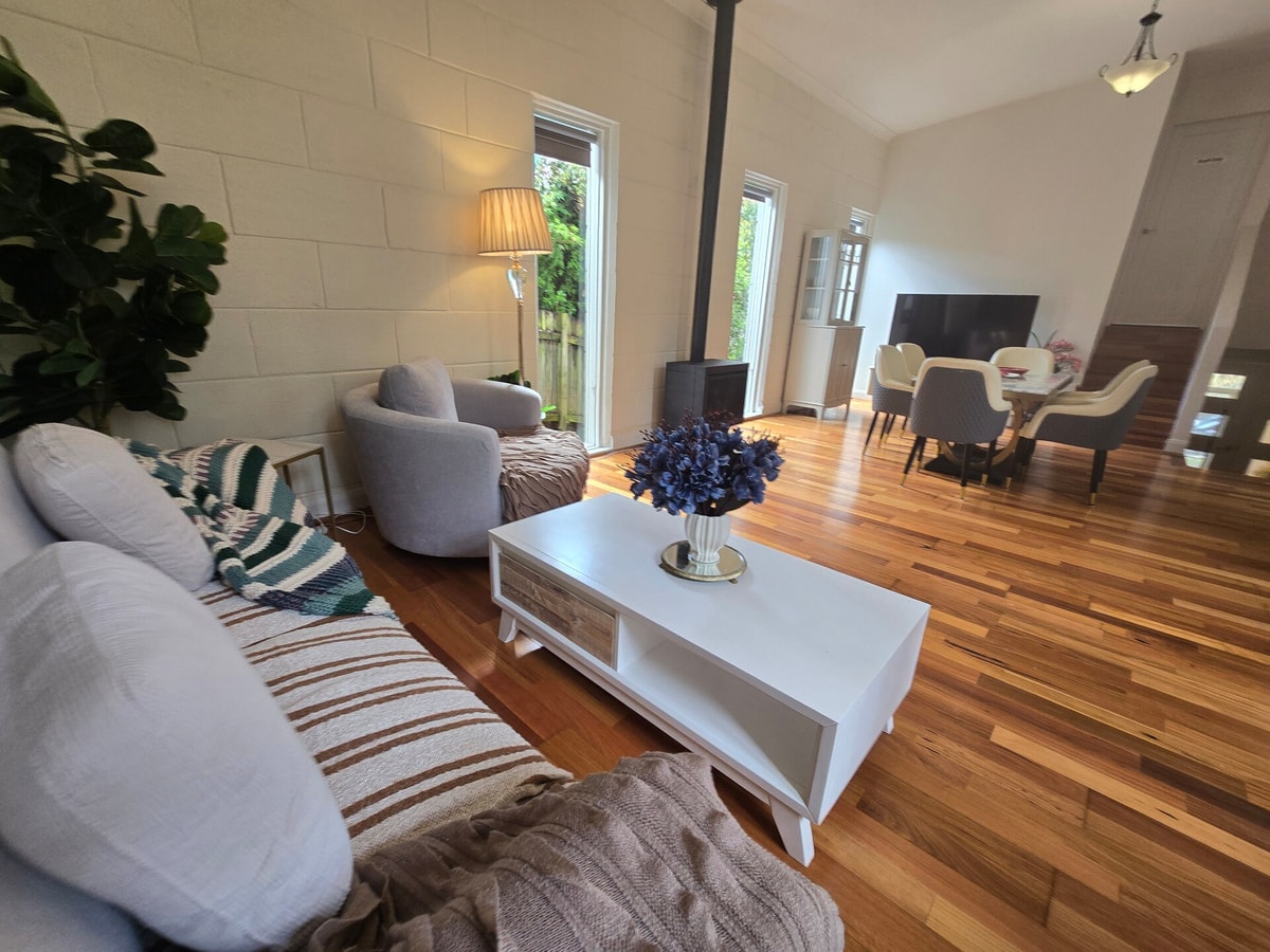 Serene Leura 2BDR Unit 3 Minutes to Shops Serain Residences