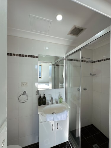 Central Located 2 Bedroom with Parking Close Train 8 Serain Residences