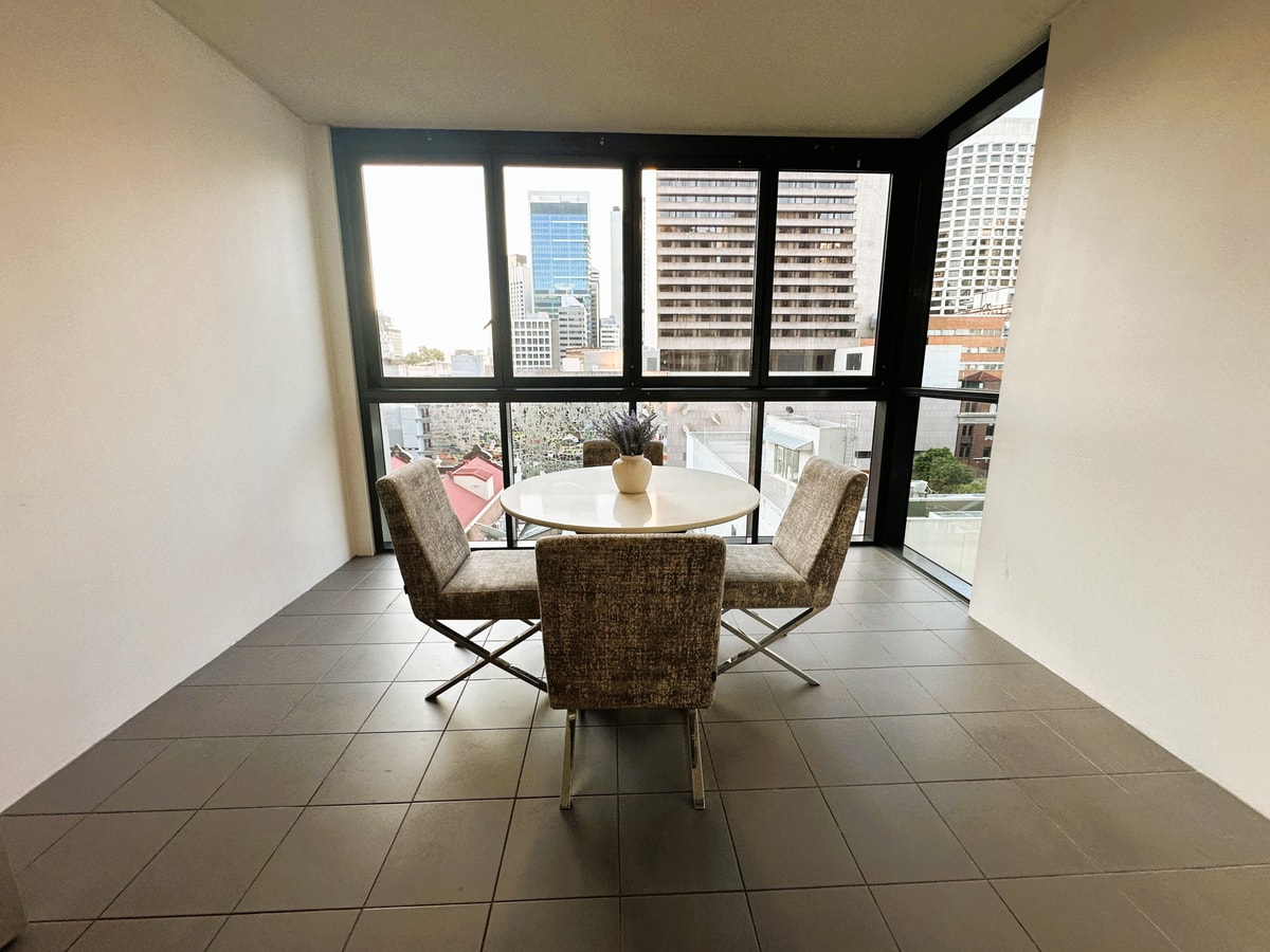 Modern CBD 2 Bedroom Apartment with Free Parking 5 Serain Residences