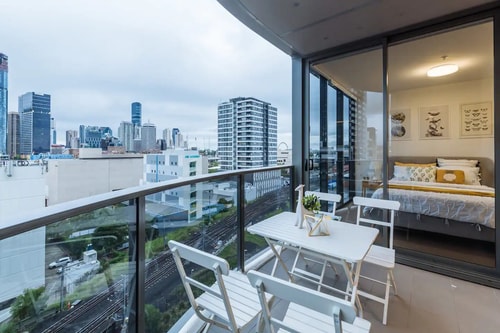 Modern Style River View 2Bedroom  Apt + Parking 12 Serain Residences