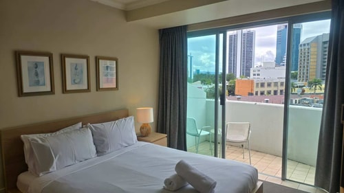 Queen Bed Studio in Legend Hotel Close to Beach 0 Serain Residences