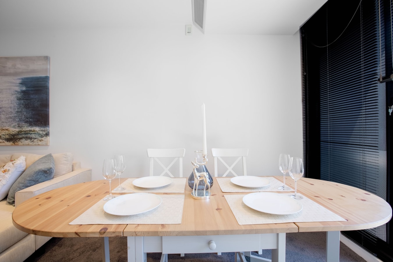 Two-bedroom Apt in Southbank with Parking 7 Serain Residences