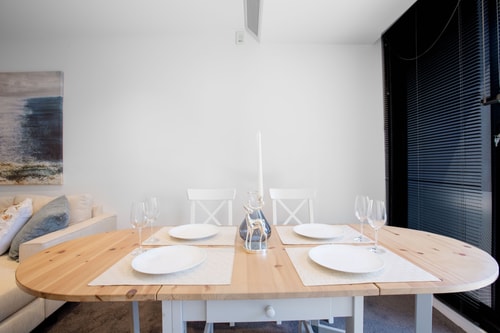Two-bedroom Apt in Southbank with Parking 7 Serain Residences