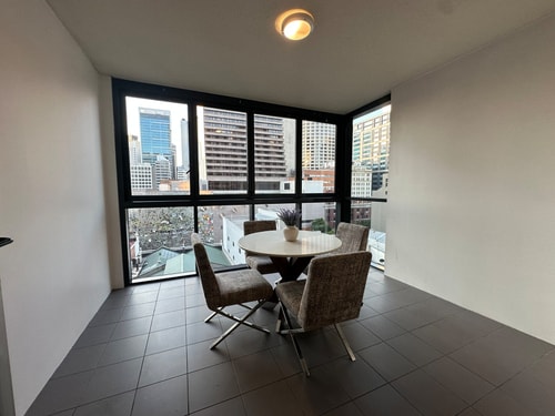 Modern CBD 2 Bedroom Apartment with Free Parking 12 Serain Residences
